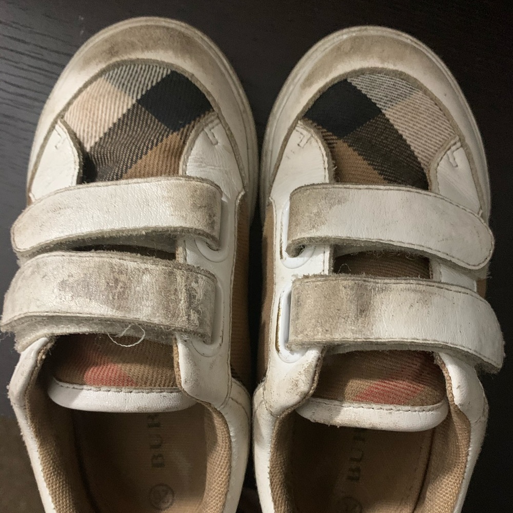 Burberry shoes